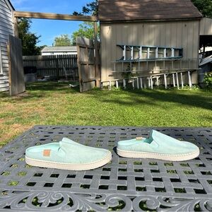 UGG Delu slip on sneakers mules‎ in sky Blue womens size US 10